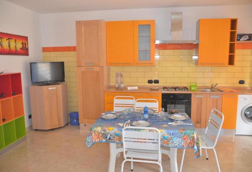 민박 Taormina Bay Lucia's House