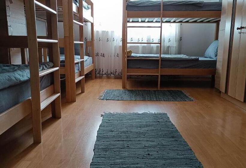 هاستل City Park Apartments