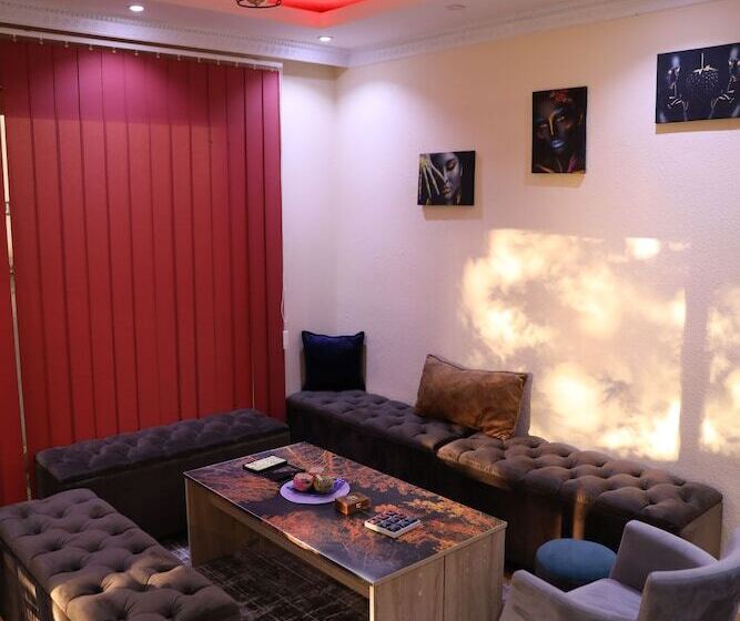 هاستل City Park Apartments