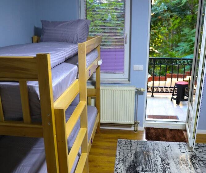 هاستل City Park Apartments