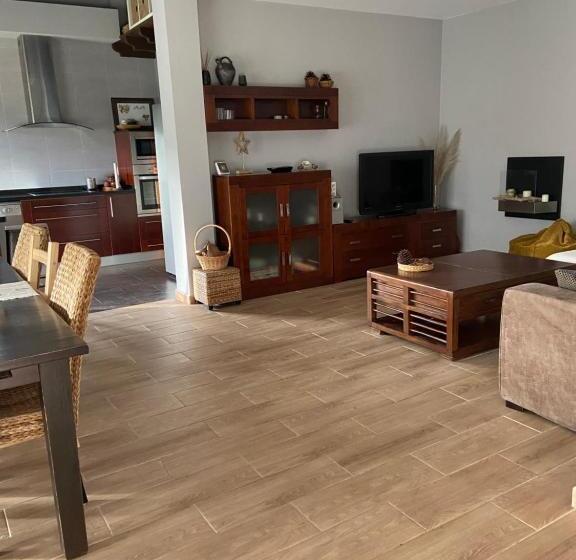 فندق Acogedora Casa En Asturias