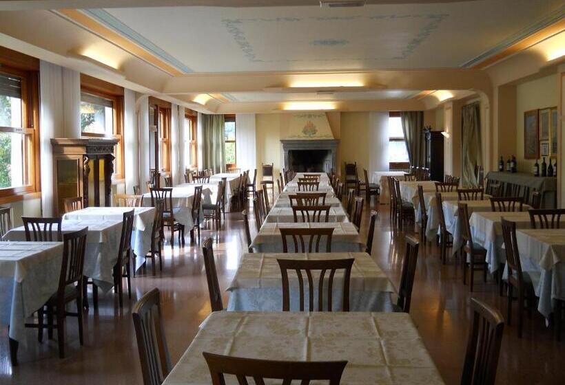 בית מלון כפרי Albergo Ristorante Aquila