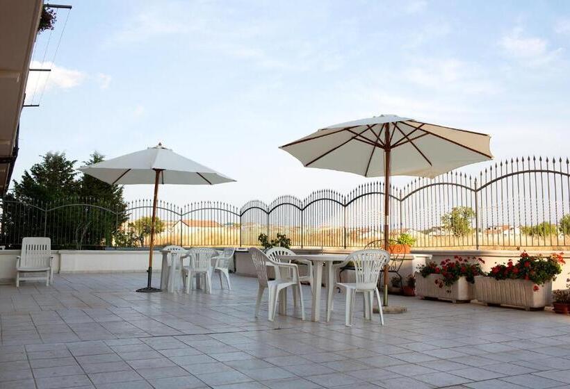 هتل Albergo Villa Marchese