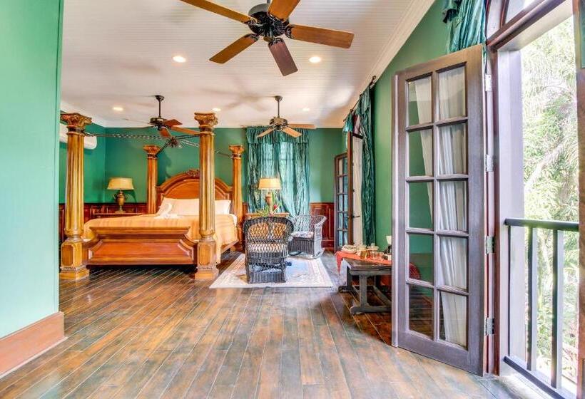 בית מלון כפרי Colonial Suite @ Mahogany Hall