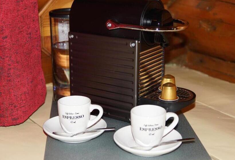 בית מלון כפרי Domaine Le Bostonnais   Le Village En Bois Rond