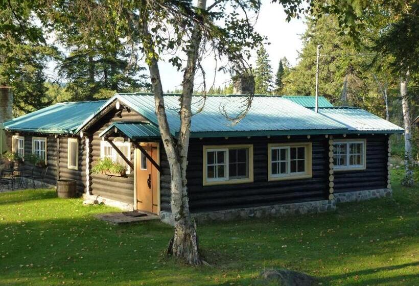 בית מלון כפרי Domaine Le Bostonnais   Le Village En Bois Rond