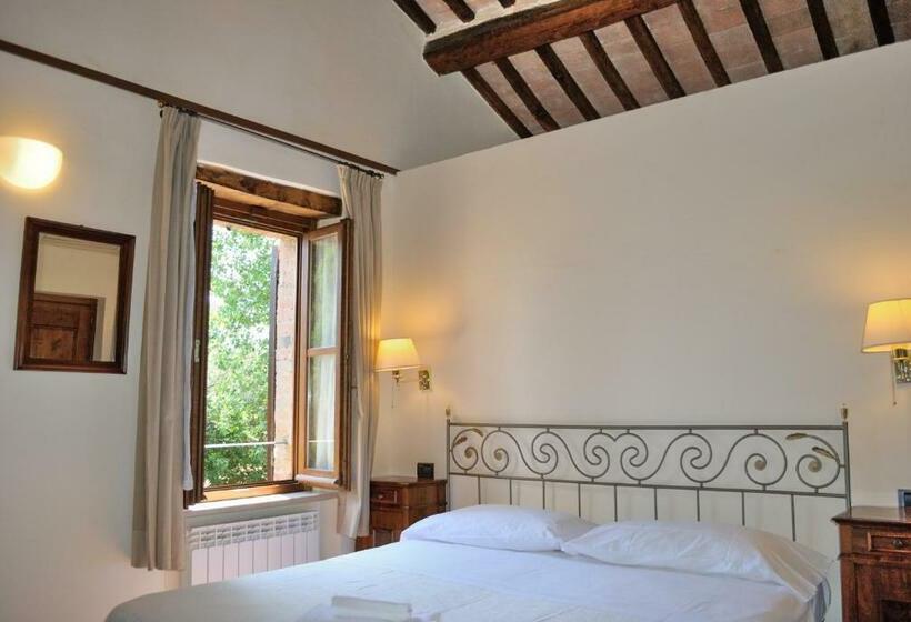 בית מלון כפרי I Casali Della Ghisleria