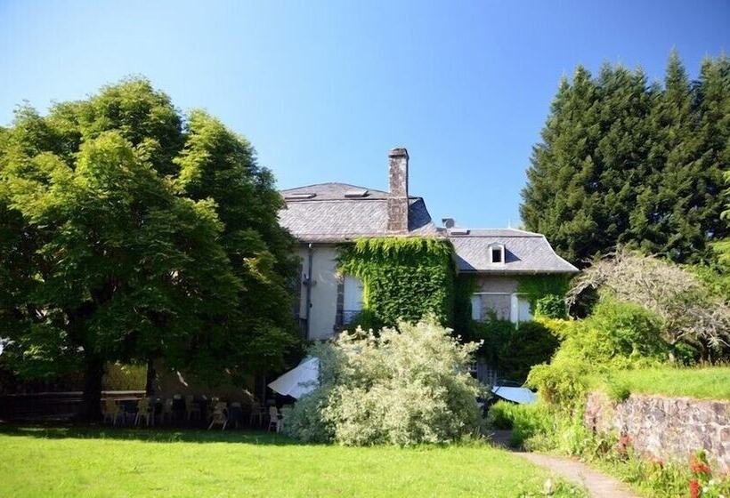 Отель La Source Du Mont