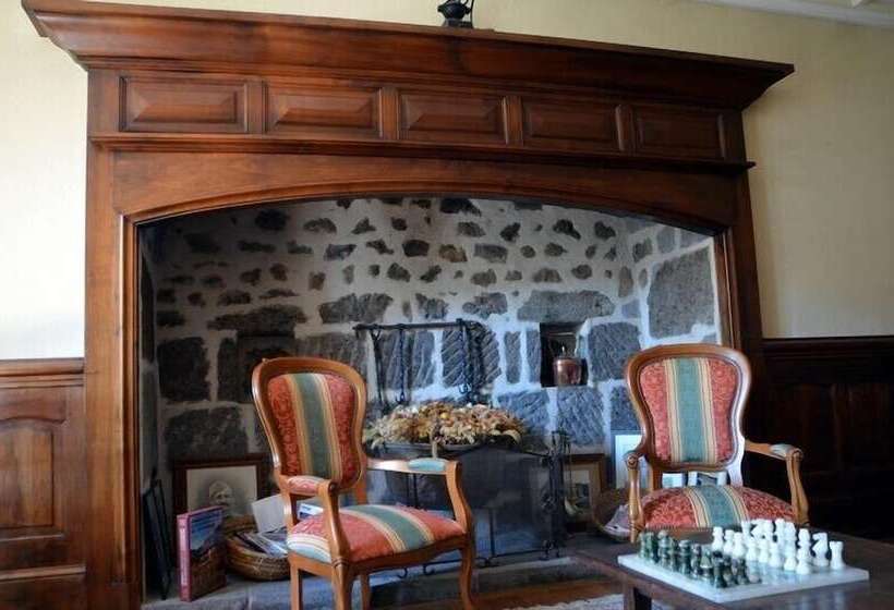 Отель La Source Du Mont