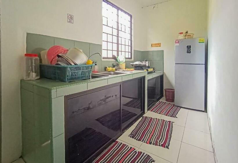 فندق Oyo 90238 Just Homestay