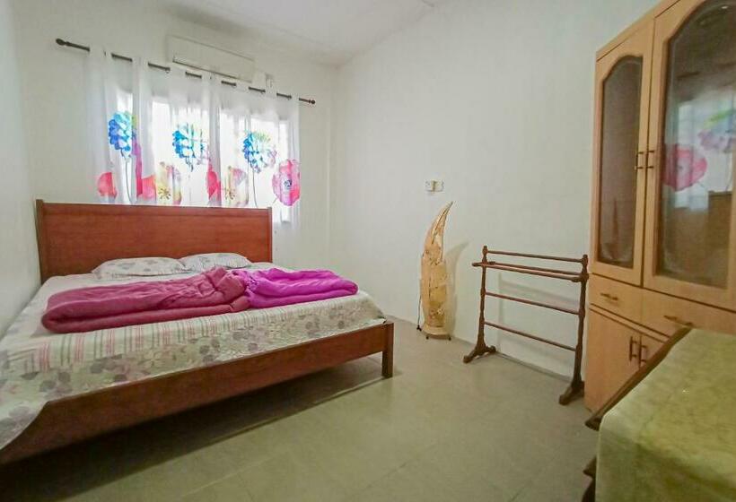 فندق Oyo 90238 Just Homestay