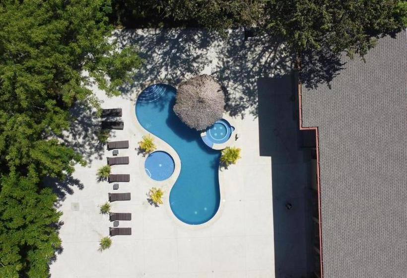 ホテル Rancho Haas