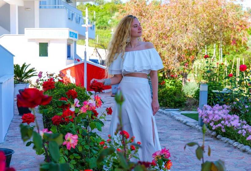 酒店 Two Mermaids Ksamil