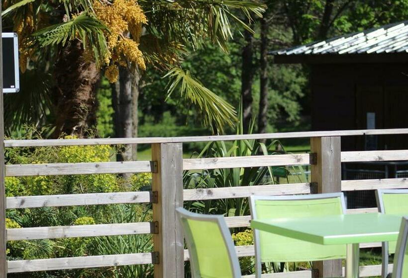 בית מלון כפרי Village Loisirs De Goule