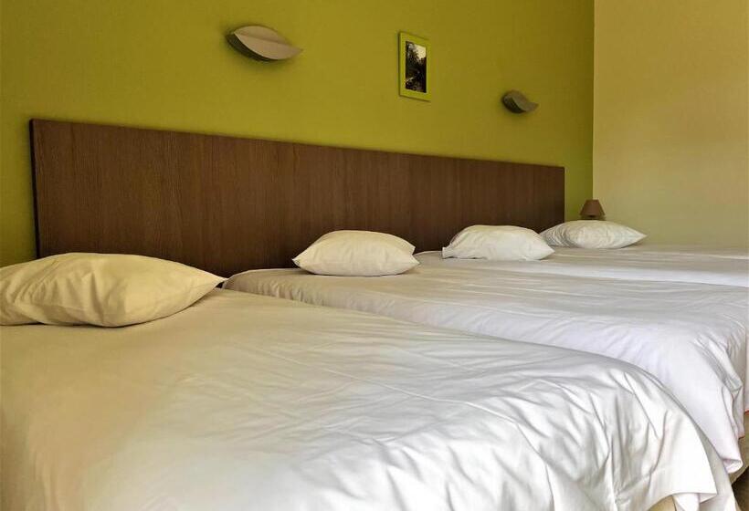 בית מלון כפרי Village Loisirs De Goule