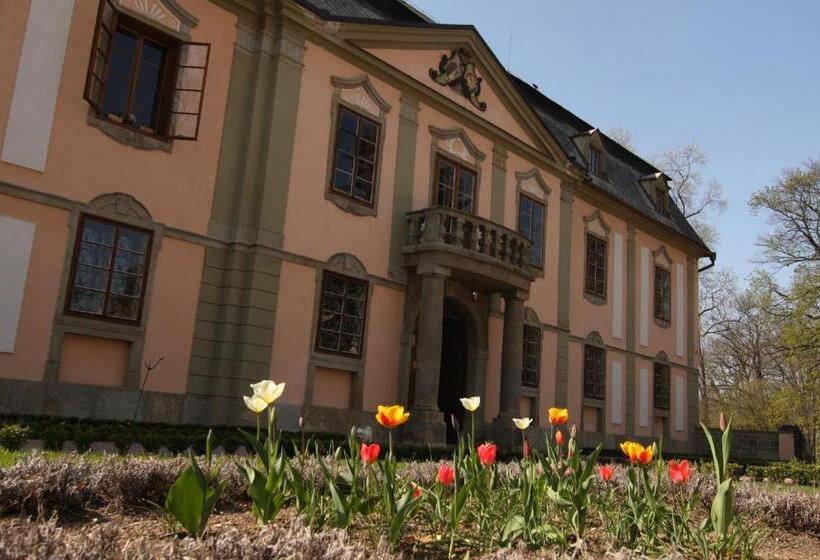 호텔 Zámek Potštejn