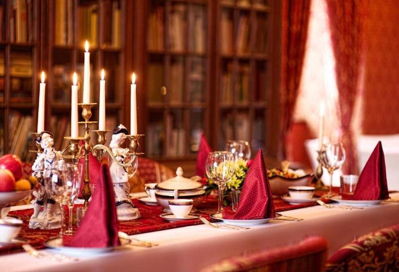 호텔 Zámek Potštejn