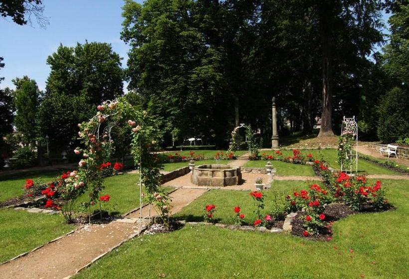 호텔 Zámek Potštejn