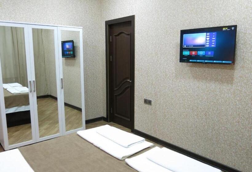 مُتل Allseasons Hotel Gabala With A Hot Outdoor Pool ,sauna And Waterfall