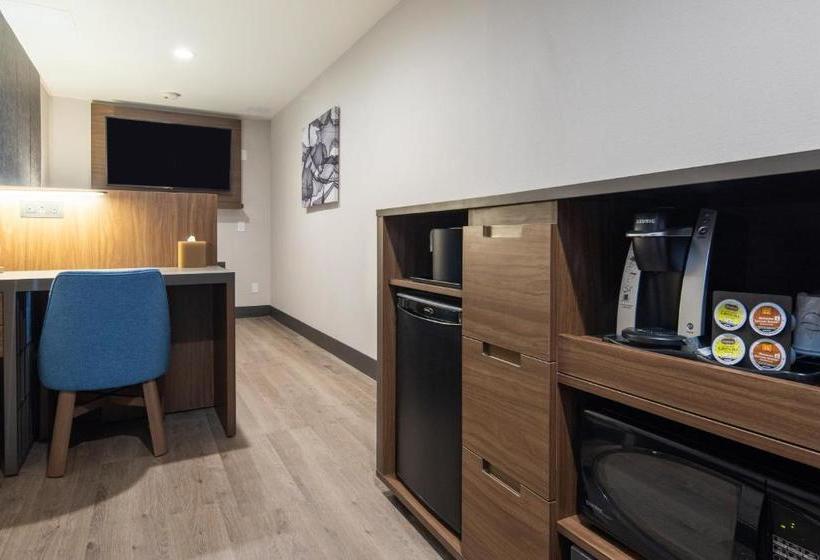 فندق على الطريق Golden Bear Hotel - Surestay Collection By Best Western