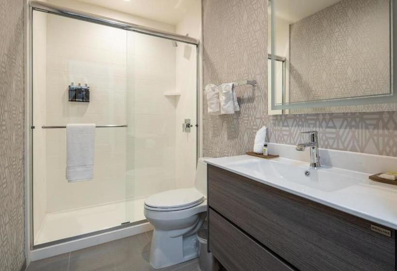 فندق على الطريق Golden Bear Hotel - Surestay Collection By Best Western