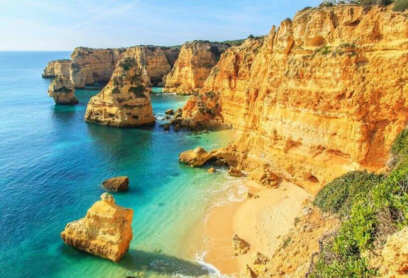 بنسيون Casa Estombar   Private Swimming Pool   Air Conditioning In All Bedrooms   Wifi