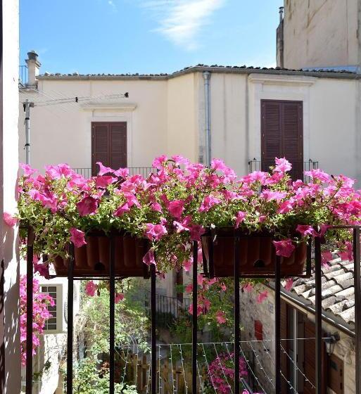 پانسیون Case Del Vicolo Stretto