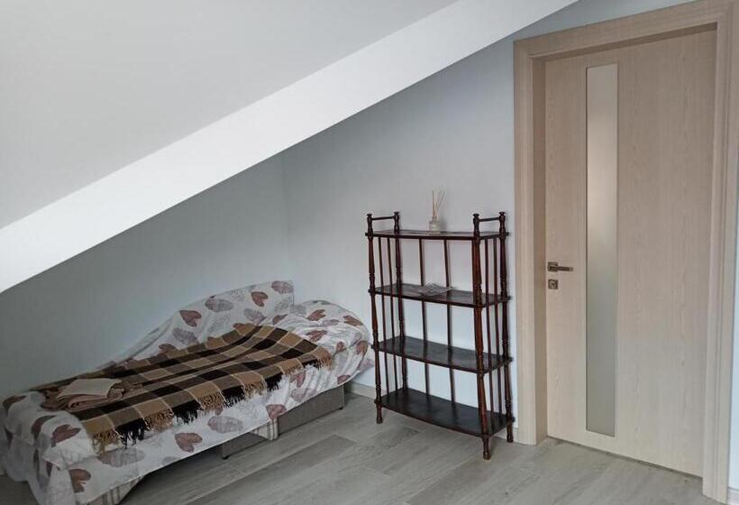 پانسیون Family Apartments Dorobok