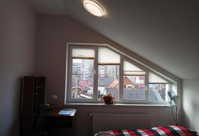 پانسیون Family Apartments Dorobok