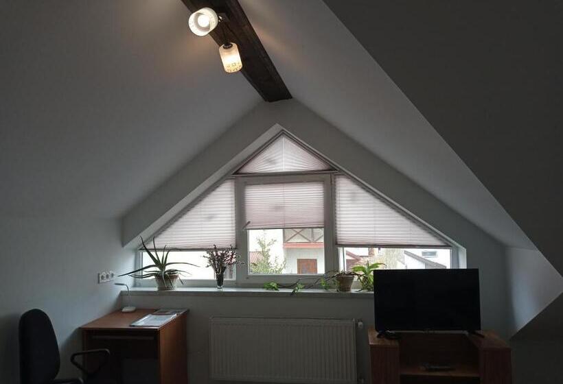 پانسیون Family Apartments Dorobok