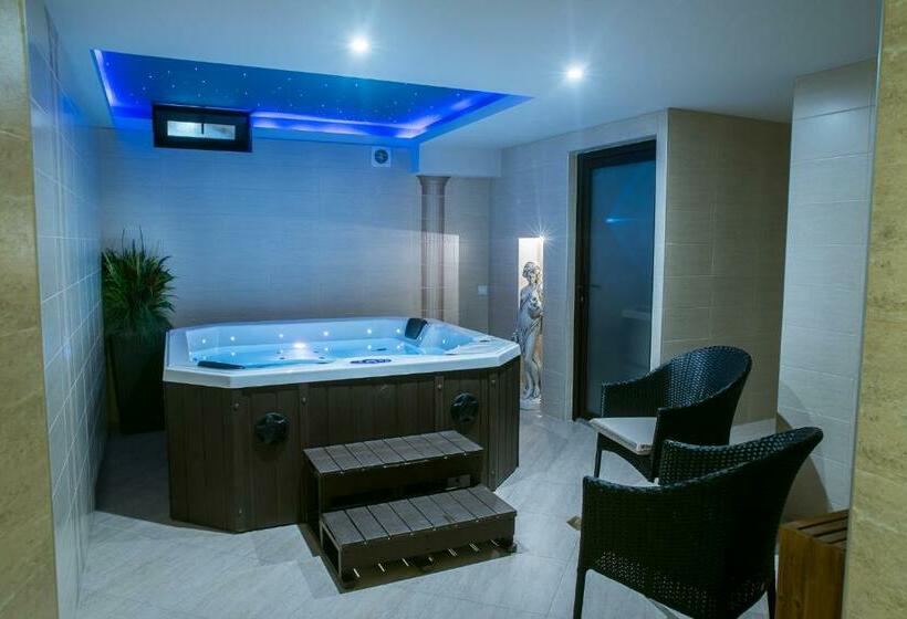 ペンション Gorgeous Villa