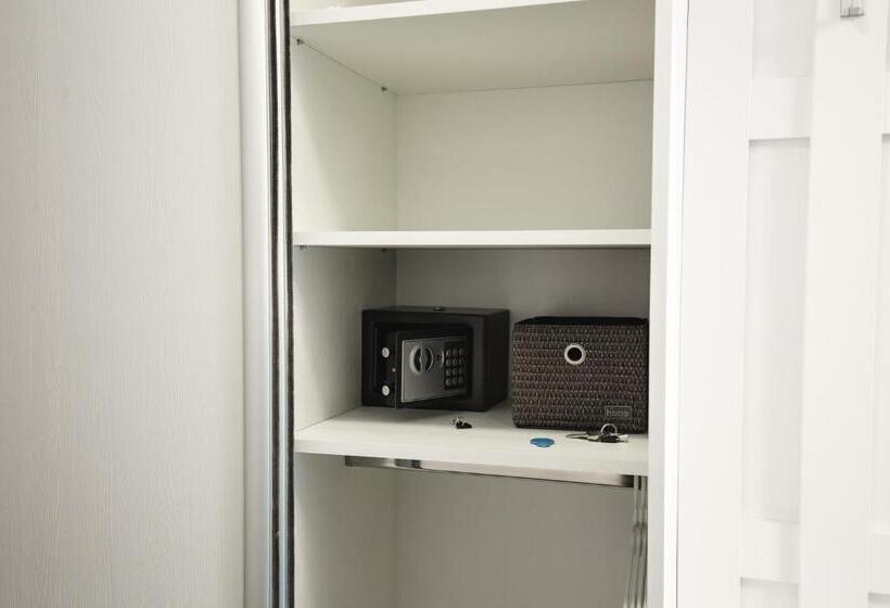 ペンション Gorgeous Villa