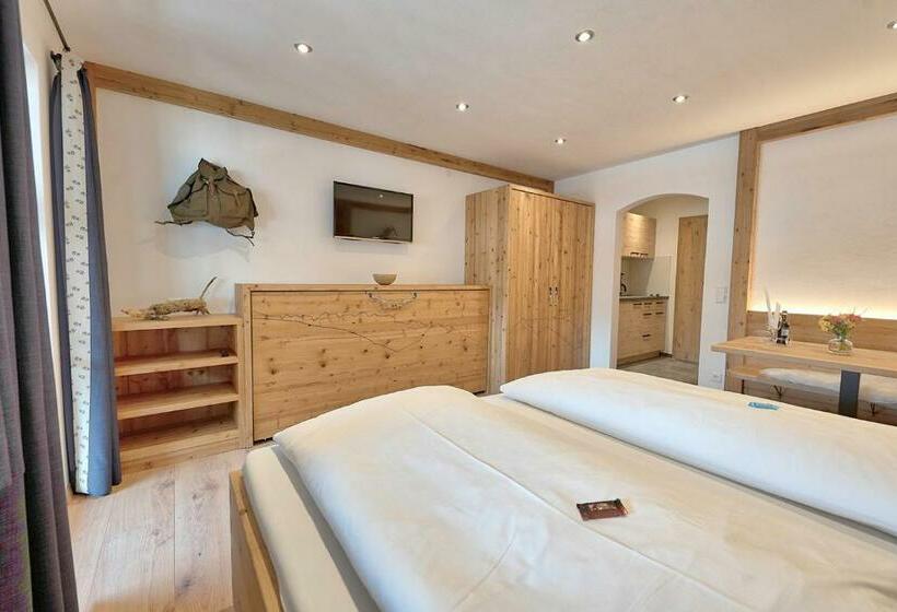 پانسیون Gästehaus Zum Wurm