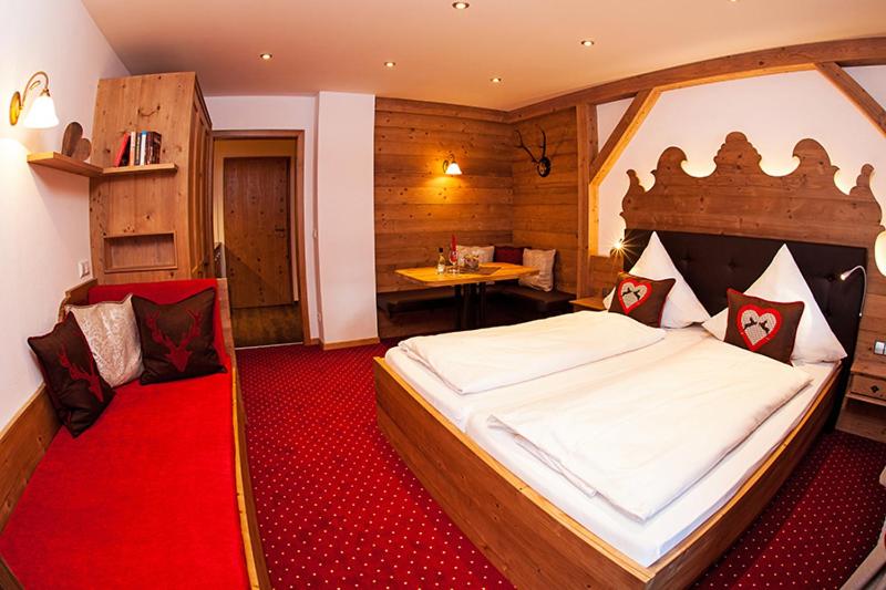 پانسیون Gästehaus Zum Wurm