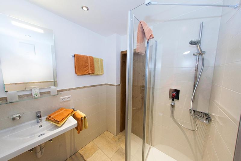 پانسیون Gästehaus Zum Wurm