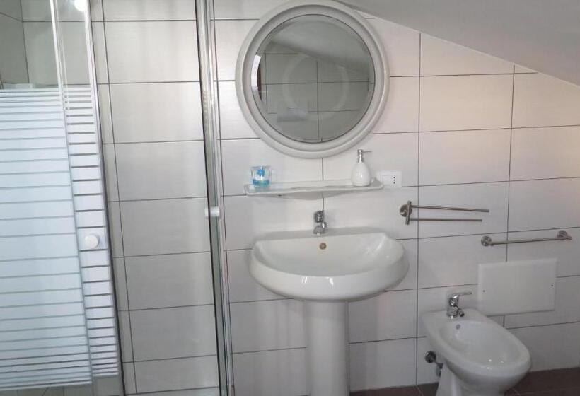 ペンション Il Giardino Monticciolo