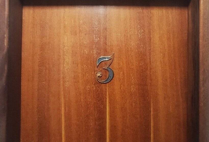 펜션 The Ferias  Suites Luxo