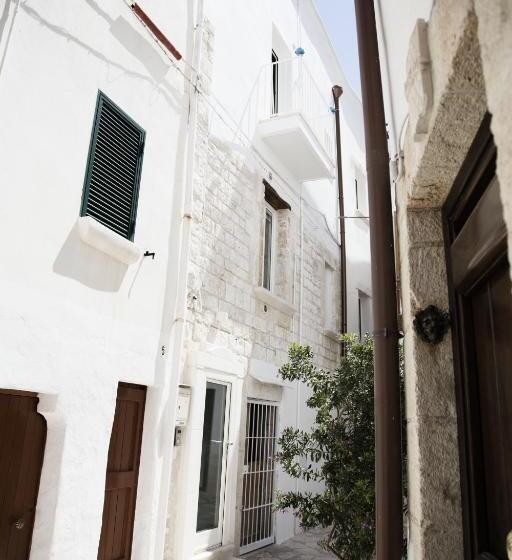 פנסיון Tre Archi Apartment & Relais