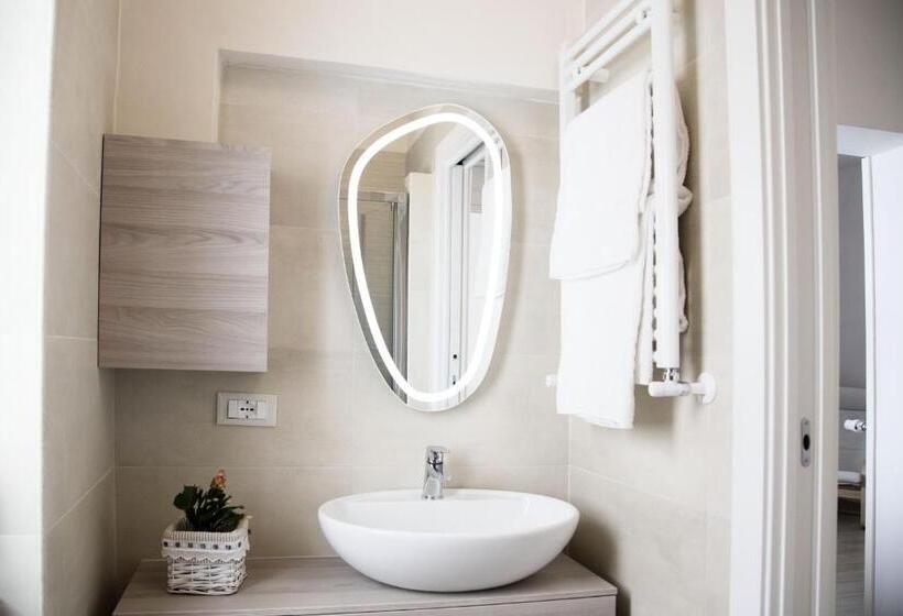 פנסיון Tre Archi Apartment & Relais