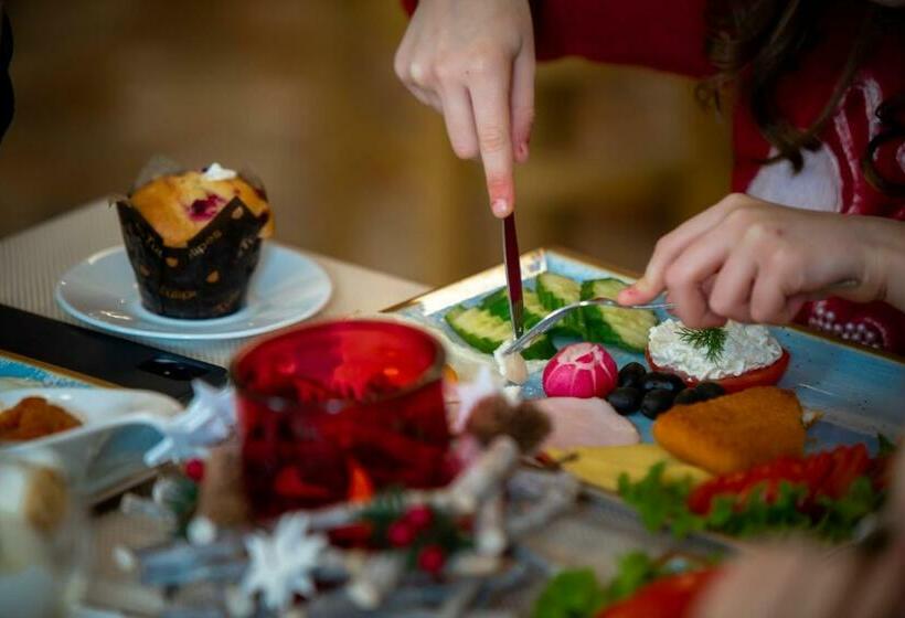 Пансион Vila Simonte Poiana Brasov