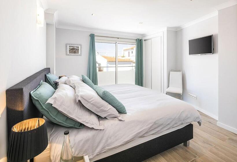 بنسيون Villa Benagil With Stunning Views And Roof Terrace With Private Heated Pool