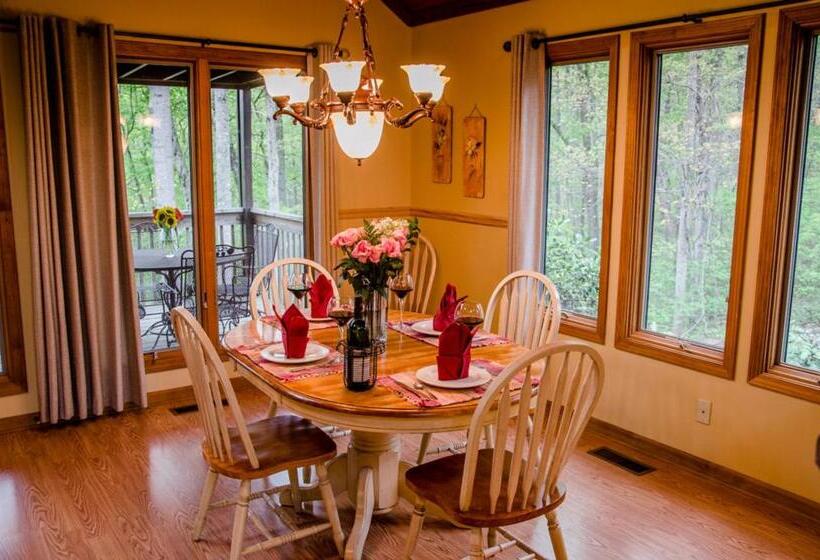 منتجع Asheville Cabins Of Willow Winds