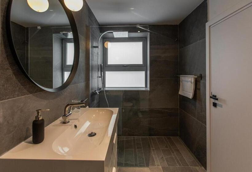 Rooms Unique Staying In Paphos Centre