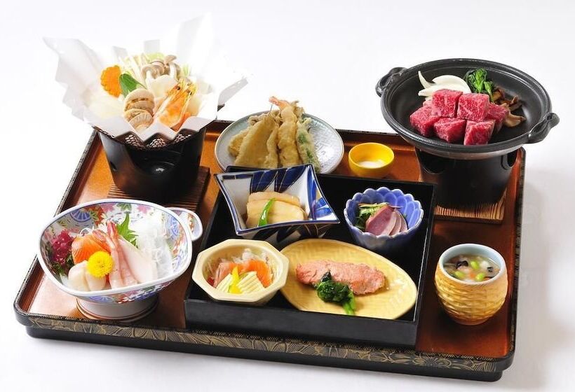 ריוקאן Yumoto Ginsenkaku