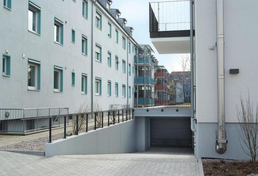 Seeger Living Premium West