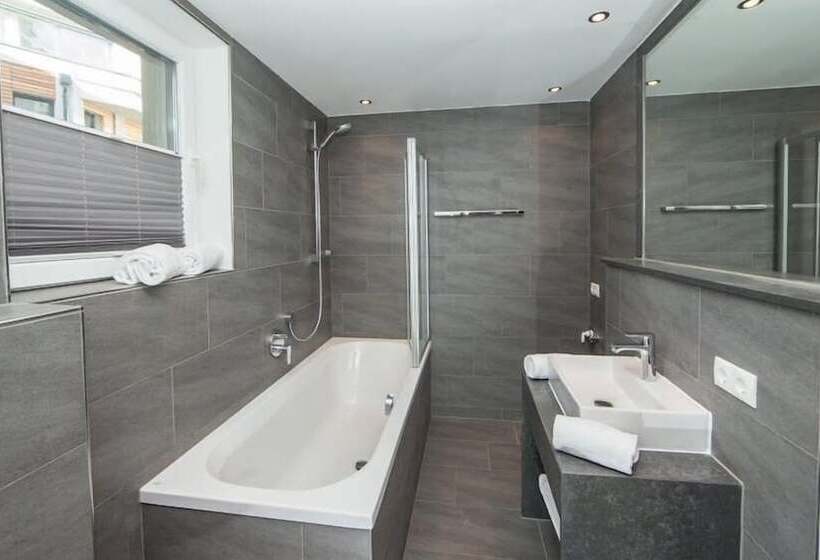 The House Zell Am See