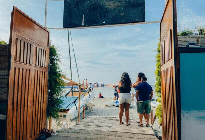 Viajero Paracas Hostel