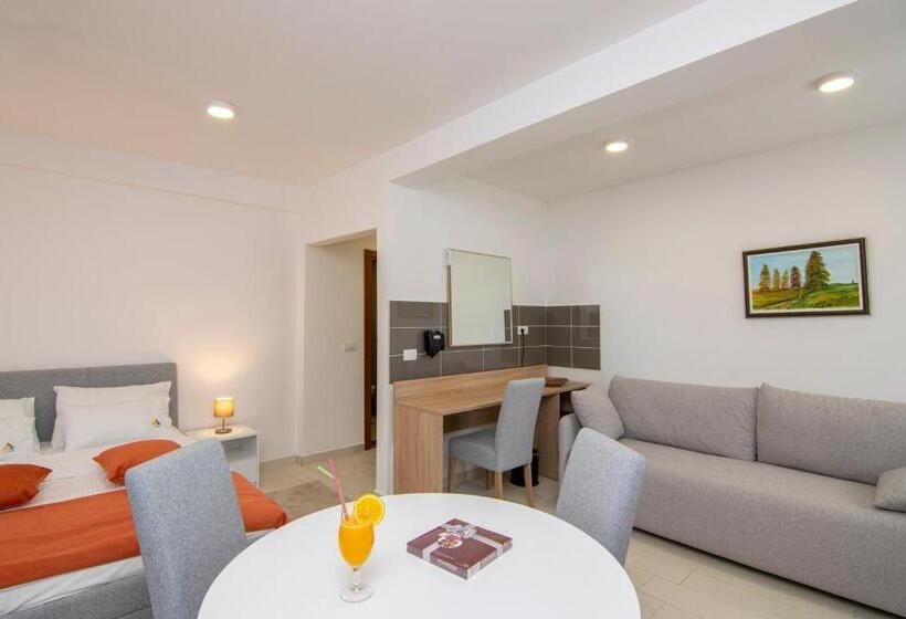 فندق صغير Agape