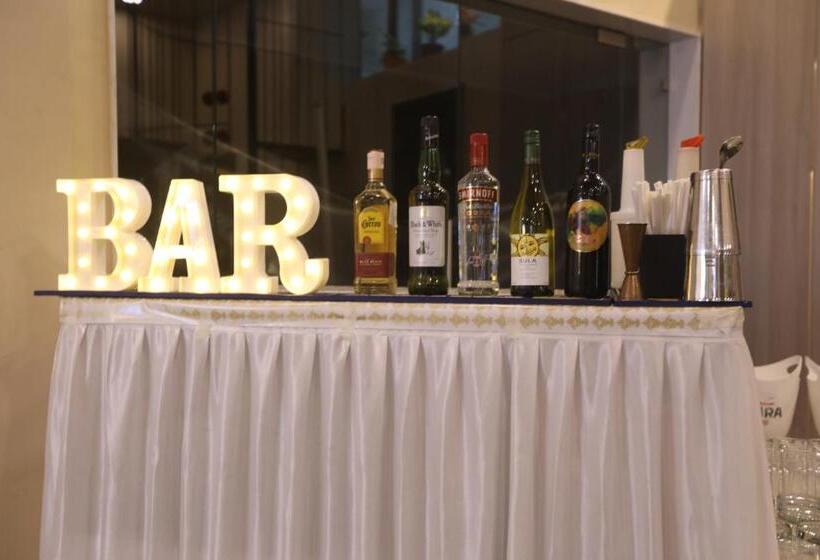 فندق صغير Mayura Aureole Coliving