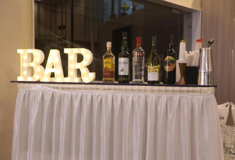 فندق صغير Mayura Aureole Coliving